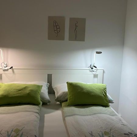 Best Rated Central Apartment Vienna - Ac, Wifi, 24H7Days Self Check-In, Board Games, Netflix المظهر الخارجي الصورة